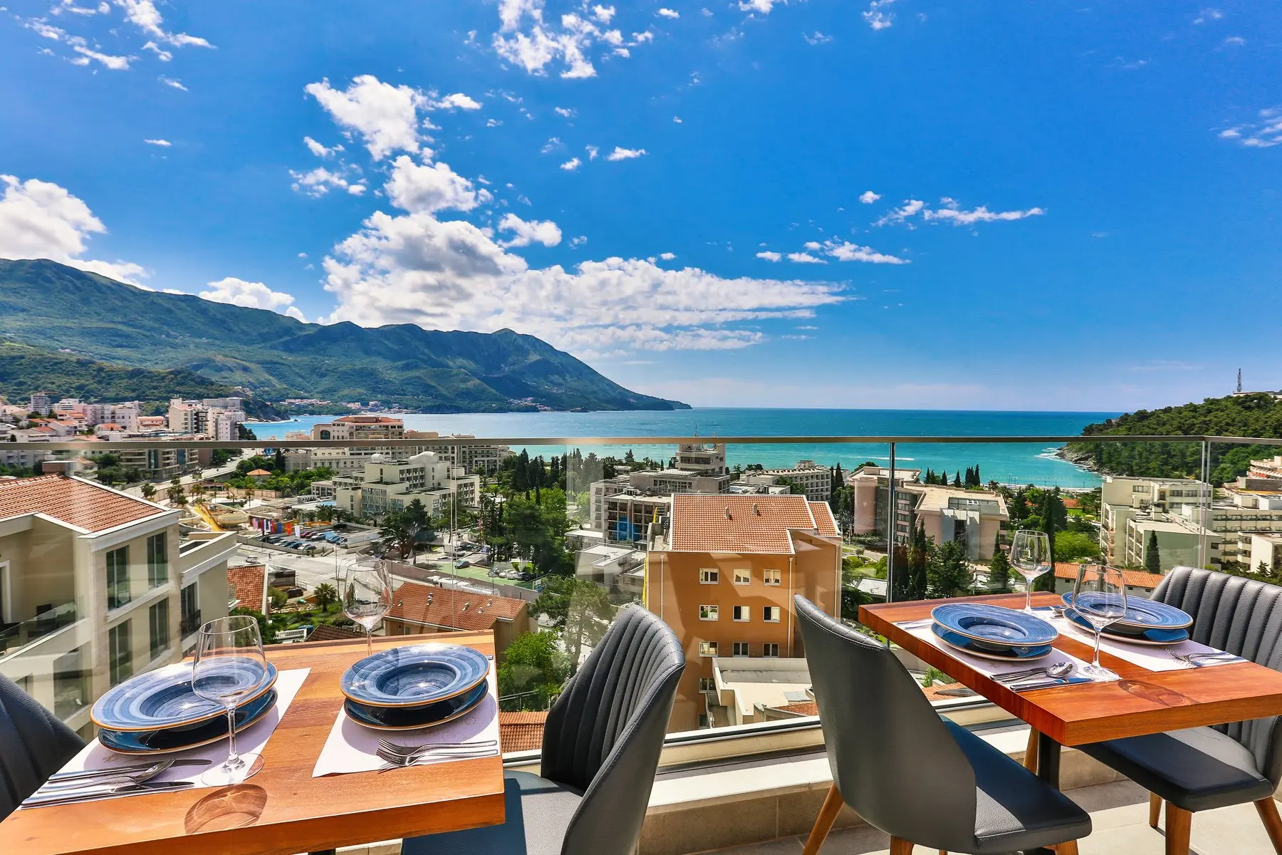 Widok z hotelu Lusso Mare by Aycon