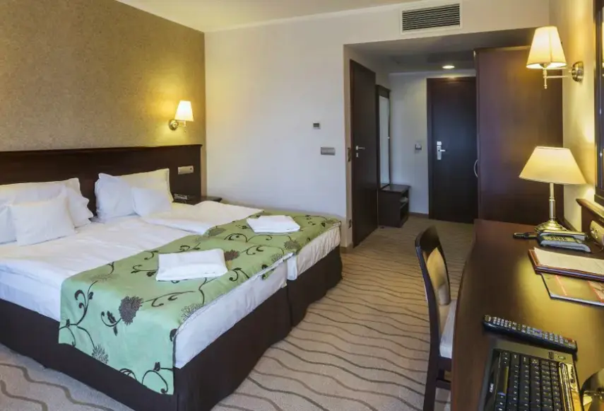 Pokój w hotelu Malinowy Dwór