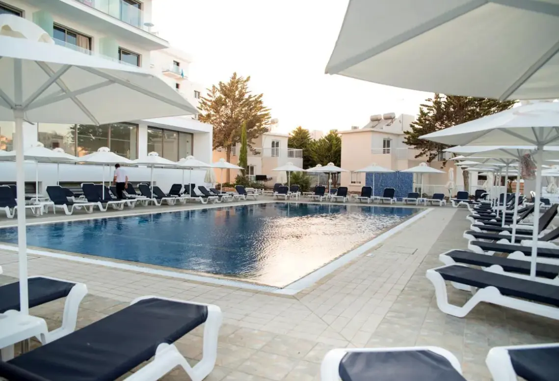 Hotel Mandali w Cypr (Ayia Napa) - oferta last minute