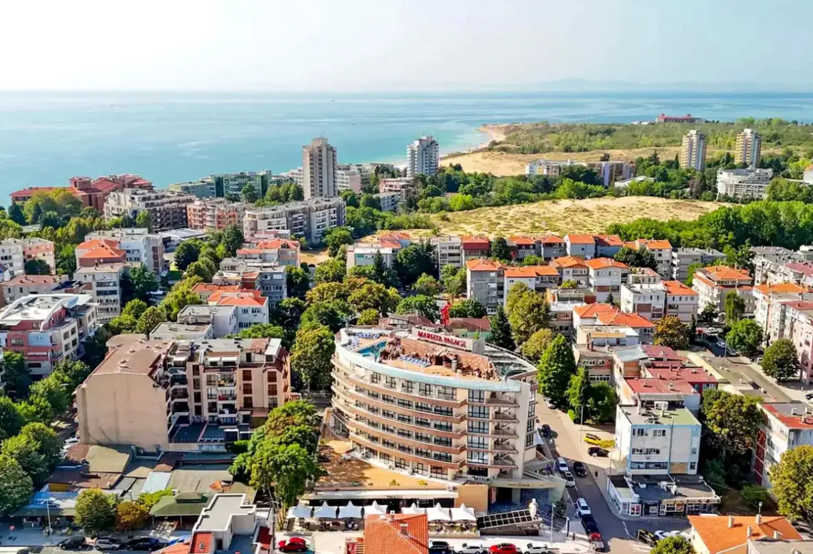 Widok z hotelu Marieta Palace