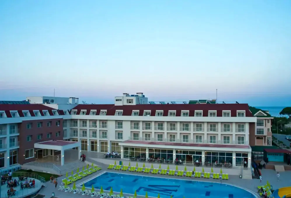 Hotel MG White Lilyum (ex Novia)