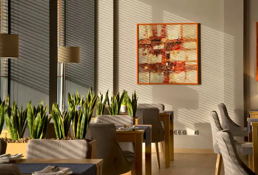 Restauracja i jedzenie w hotelu Navigator
