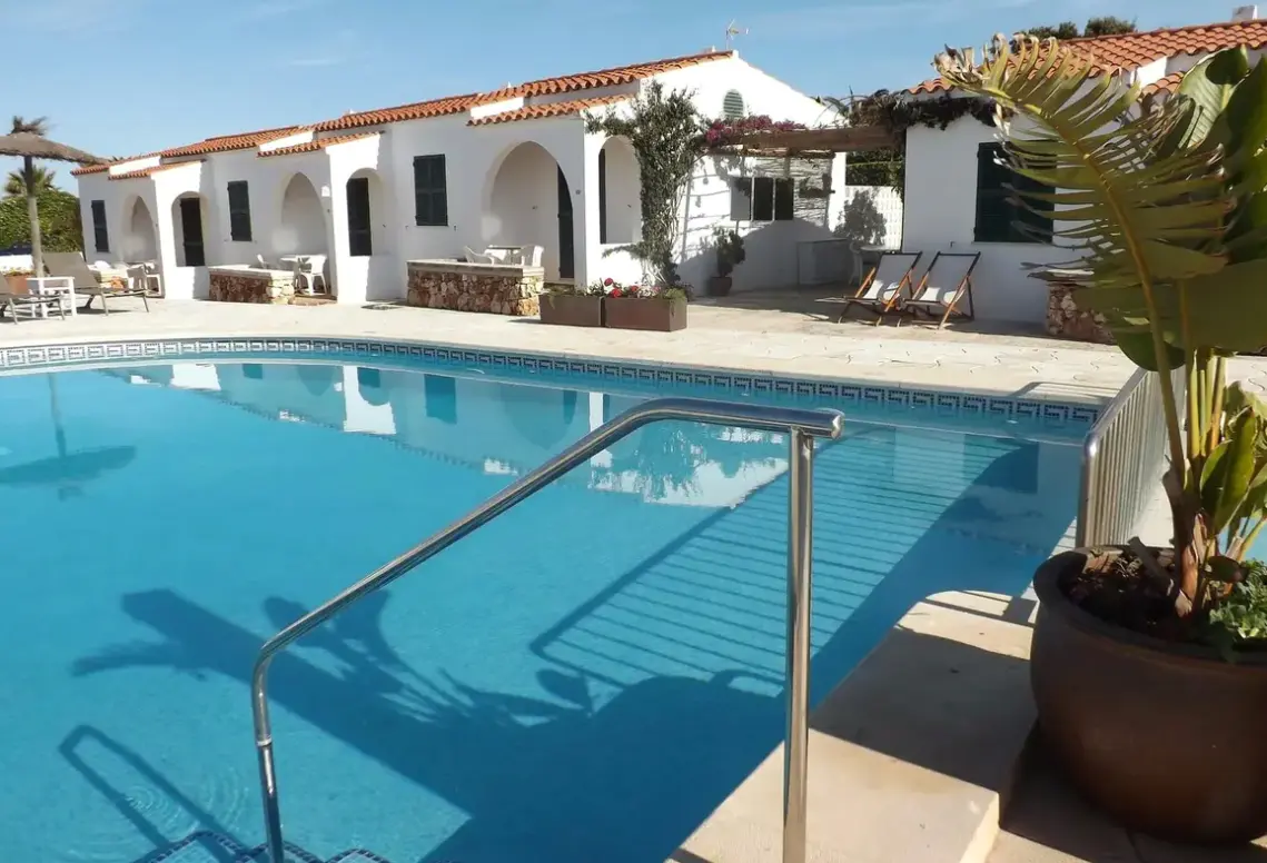Hotel Nure Cel Blau