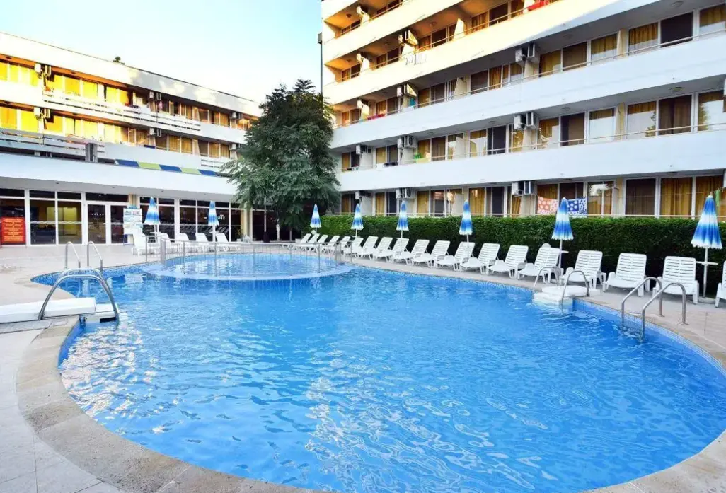 Hotel Oasis (Albena) w Bułgaria (Złote Piaski) - oferta last minute