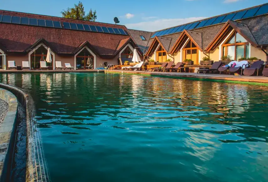 Basen w hotelu Oravsky Haj Garden Hotel & Resort