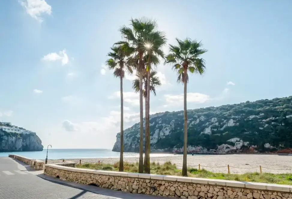 Plaża przy hotelu Osprey Menorca