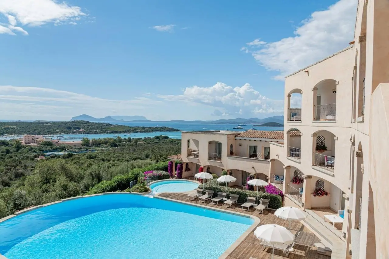 Hotel Petra Bianca