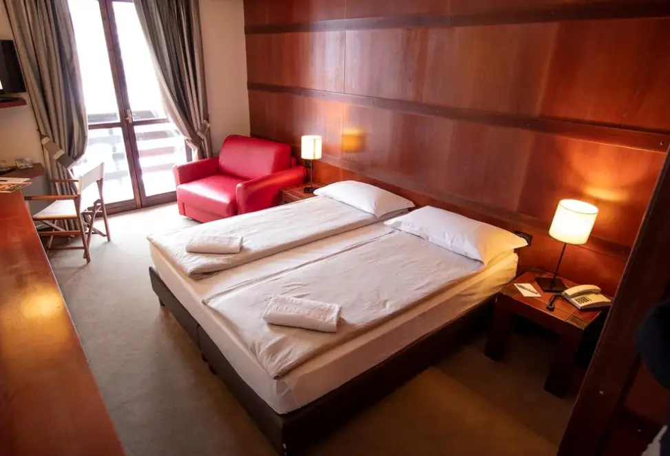 Pokój w hotelu Piandineve