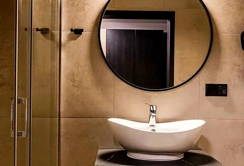 Łazienka w pokoju hotelu Plaża Resort