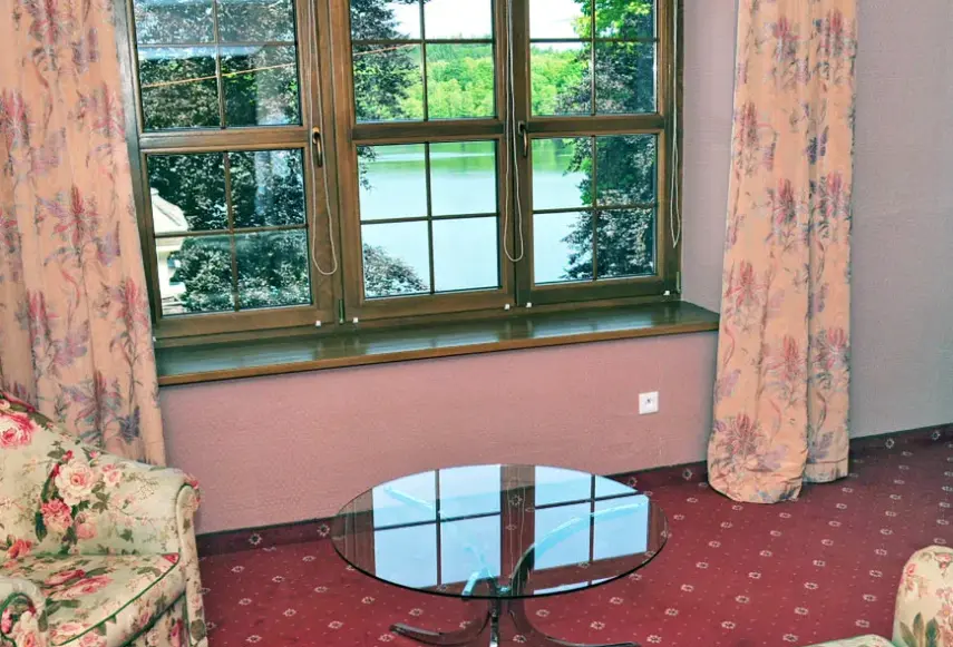 Widok z hotelu Podewils Zamek