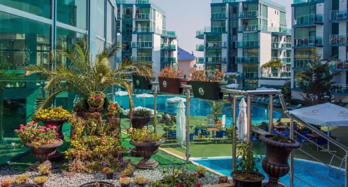 Basen w hotelu Primorsko Del Sol (ex Grand Hotel Primorsko)