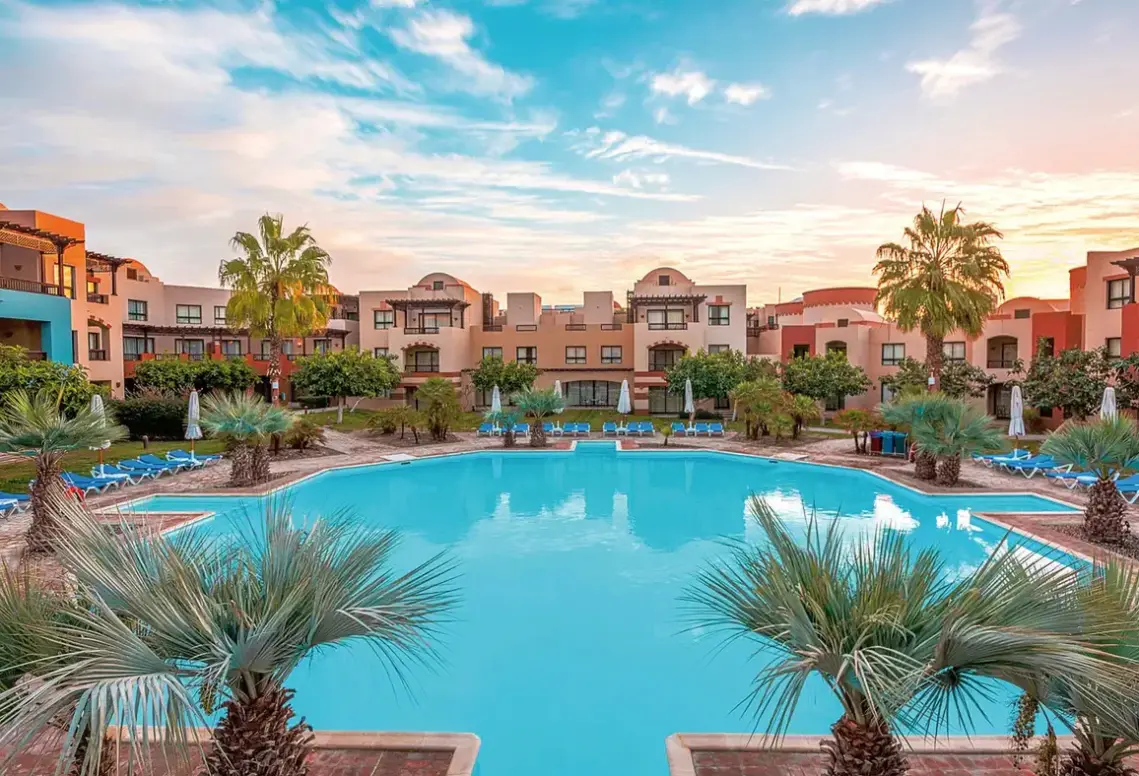 Hotel Radisson Individuals Marina Port Ghalib (ex. Sunrise Marina Resort) w Egipt (Marsa Alam) - oferta last minute