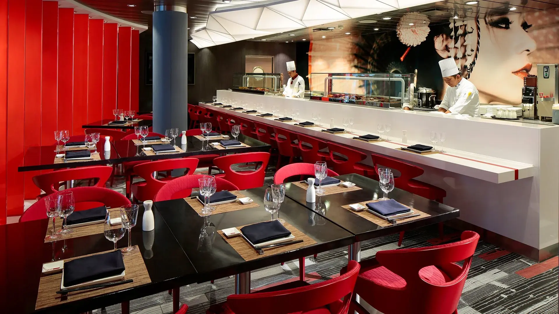Restauracja i jedzenie w hotelu Rejs Platinum Chiny i Japonia z Hongkongu - Spectrum of the Seas