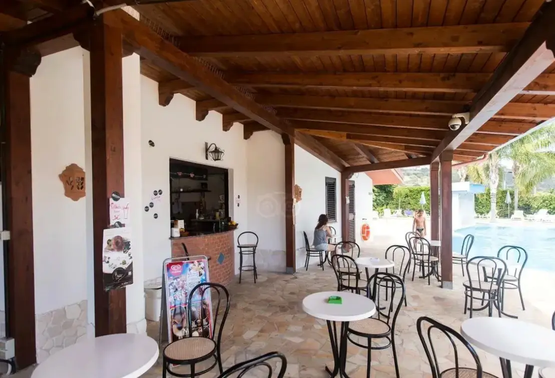 Restauracja i jedzenie w hotelu Residence La Taverna