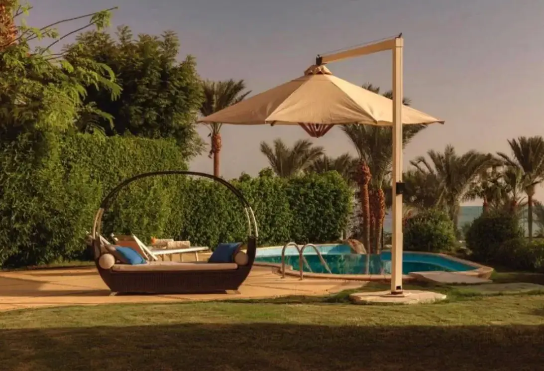 Basen w hotelu Royal Savoy (Sharm El Sheikh)