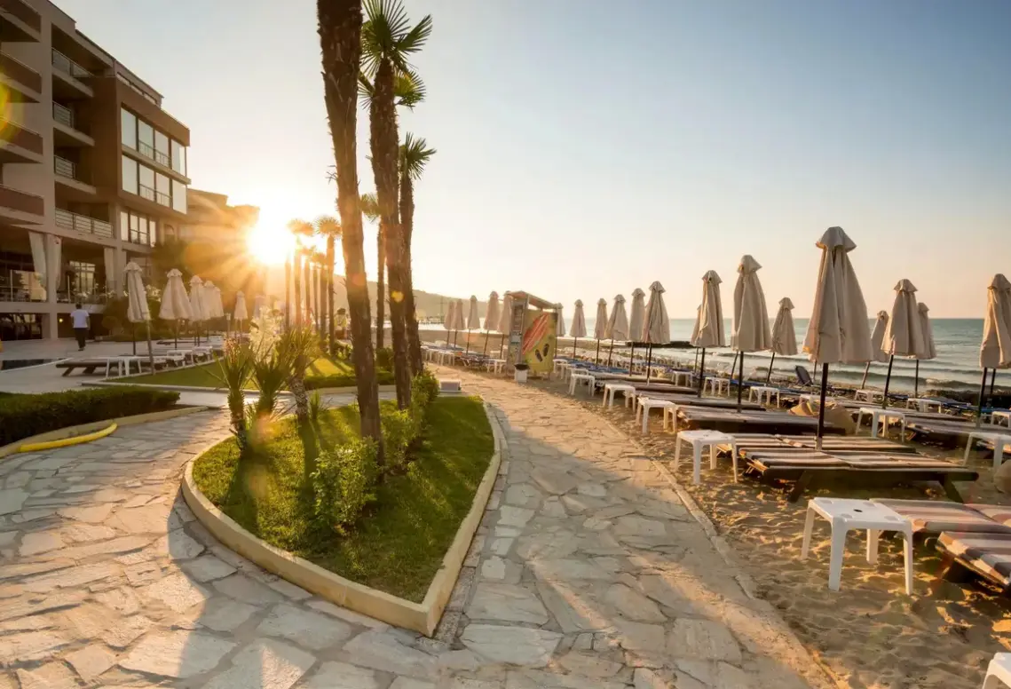 Plaża przy hotelu Sandy Bay (ex. Mpm Zornitsa Sands)
