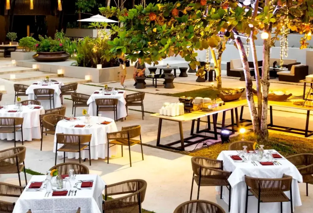 Restauracja i jedzenie w hotelu Seda Lio