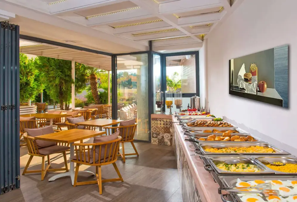 Restauracja i jedzenie w hotelu Senses Blue Boutique