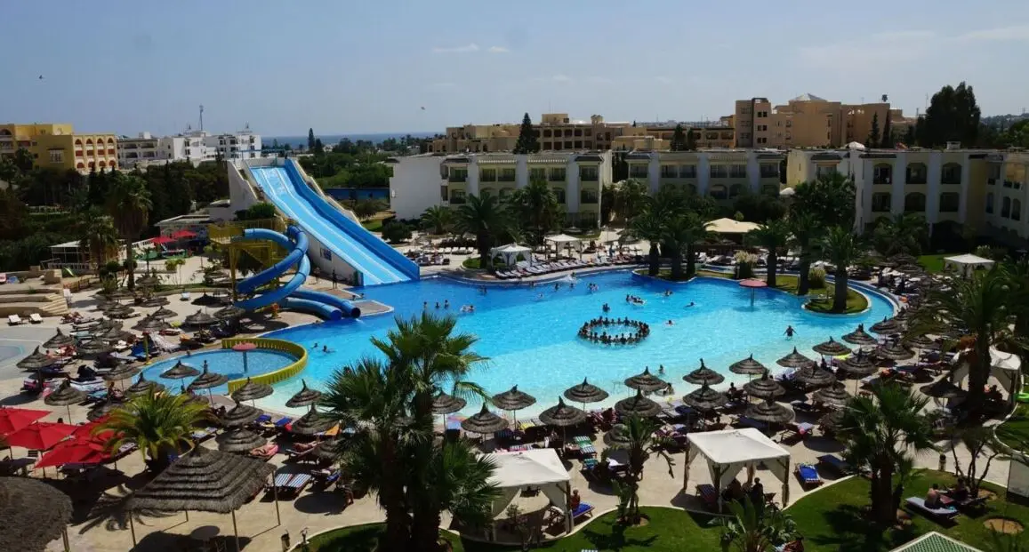 Basen w hotelu Soviva Resort