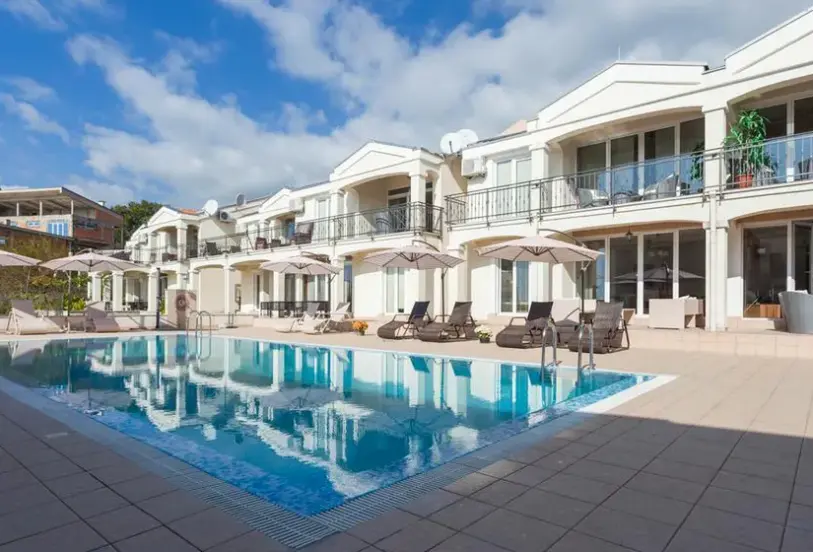 Hotel Spa Resort Becici