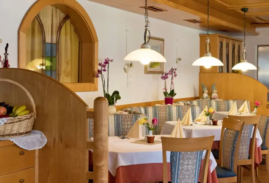 Restauracja i jedzenie w hotelu Stocknerhof
