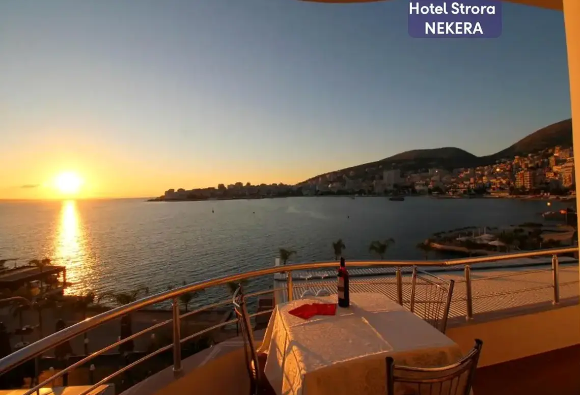 Widok z hotelu Strora (Saranda)