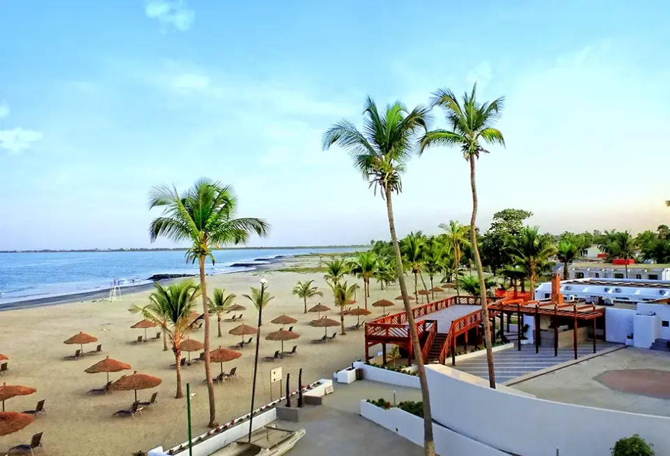 Plaża przy hotelu Sun Beach (Bakau)