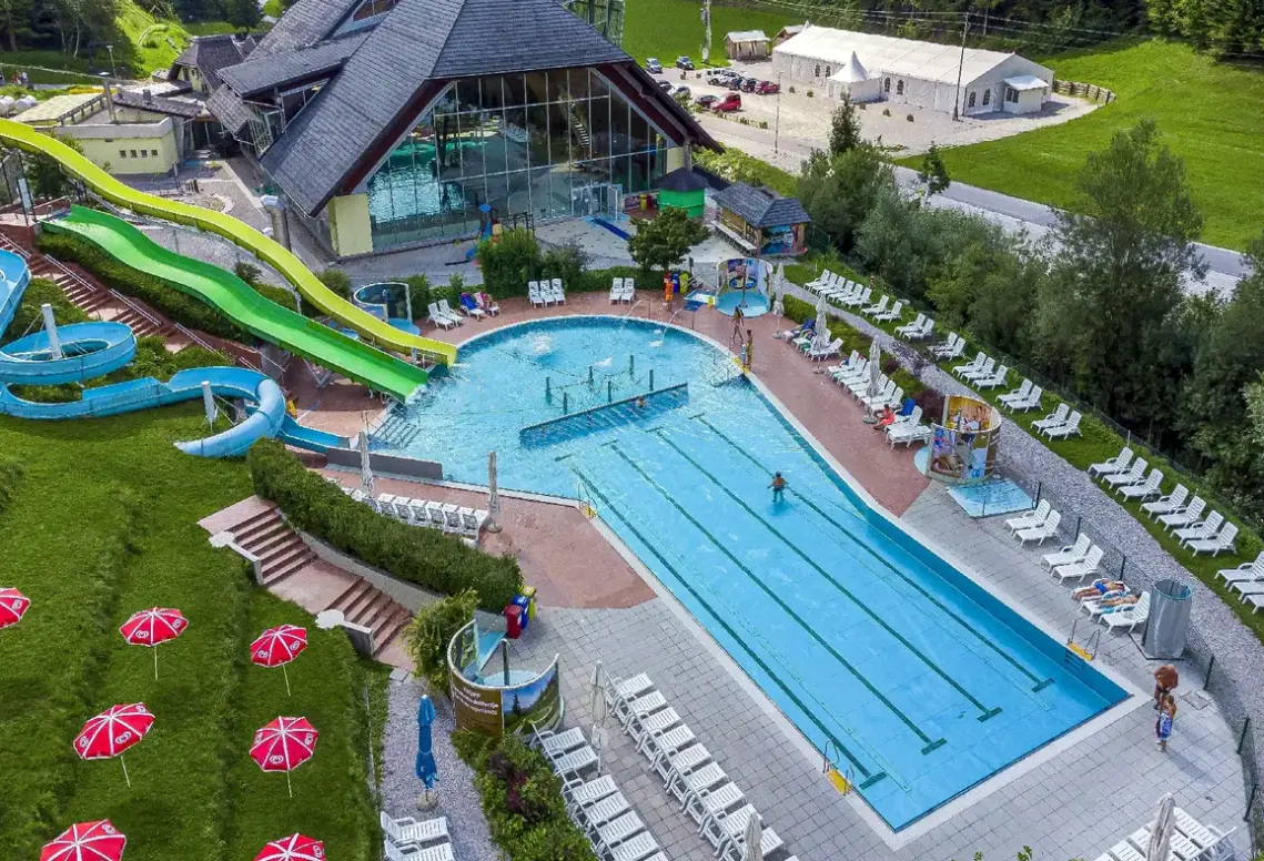 Basen w hotelu Terme Snovik