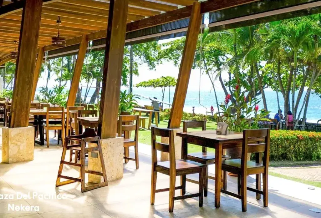 Restauracja i jedzenie w hotelu Terraza Del Pacifico