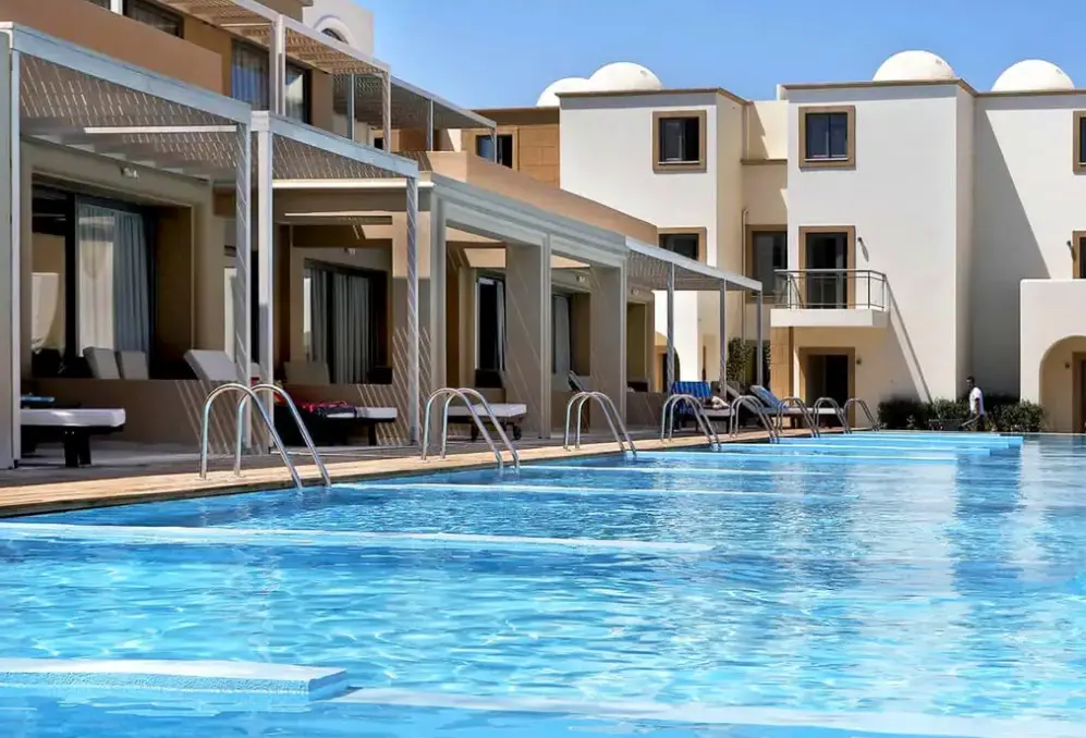 Basen w hotelu The Ixian Grand (ex. Sentido Ixian Grand)
