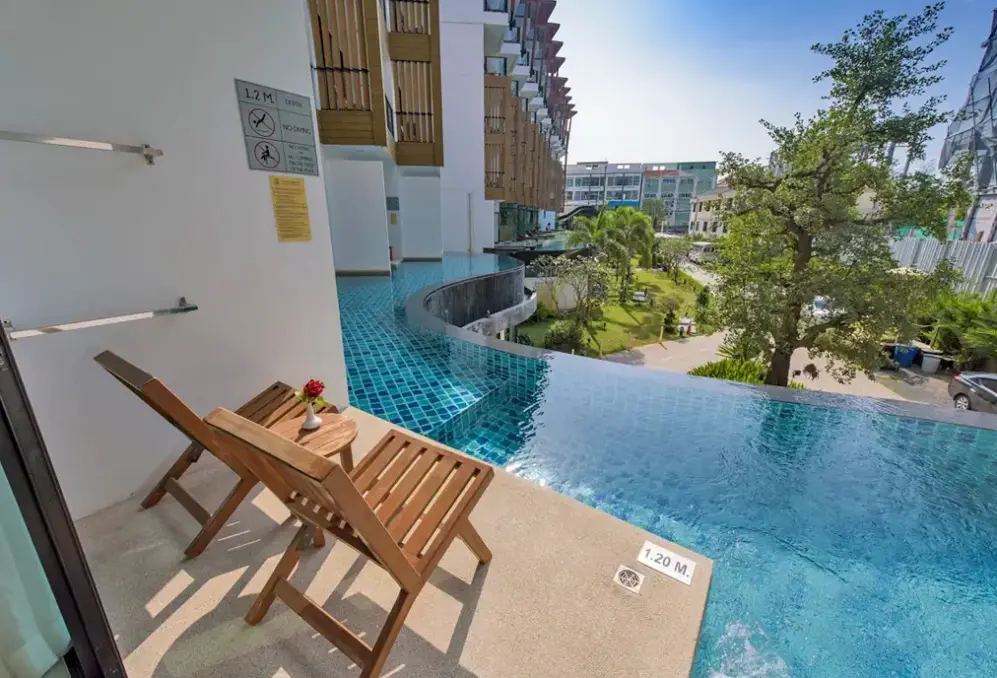 Hotel The Lunar Patong w Tajlandia (Phuket) - oferta last minute