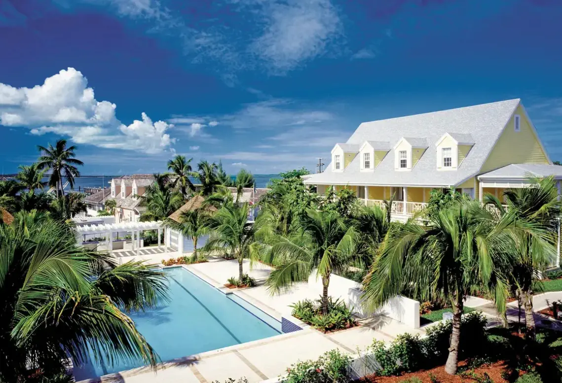 Hotel Valentines Resort and Marina