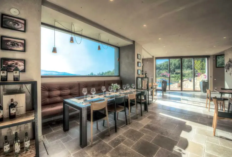 Restauracja i jedzenie w hotelu Villa Casagrande