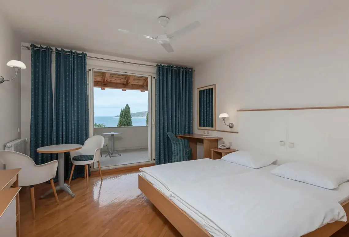 Pokój w hotelu Villas Plat