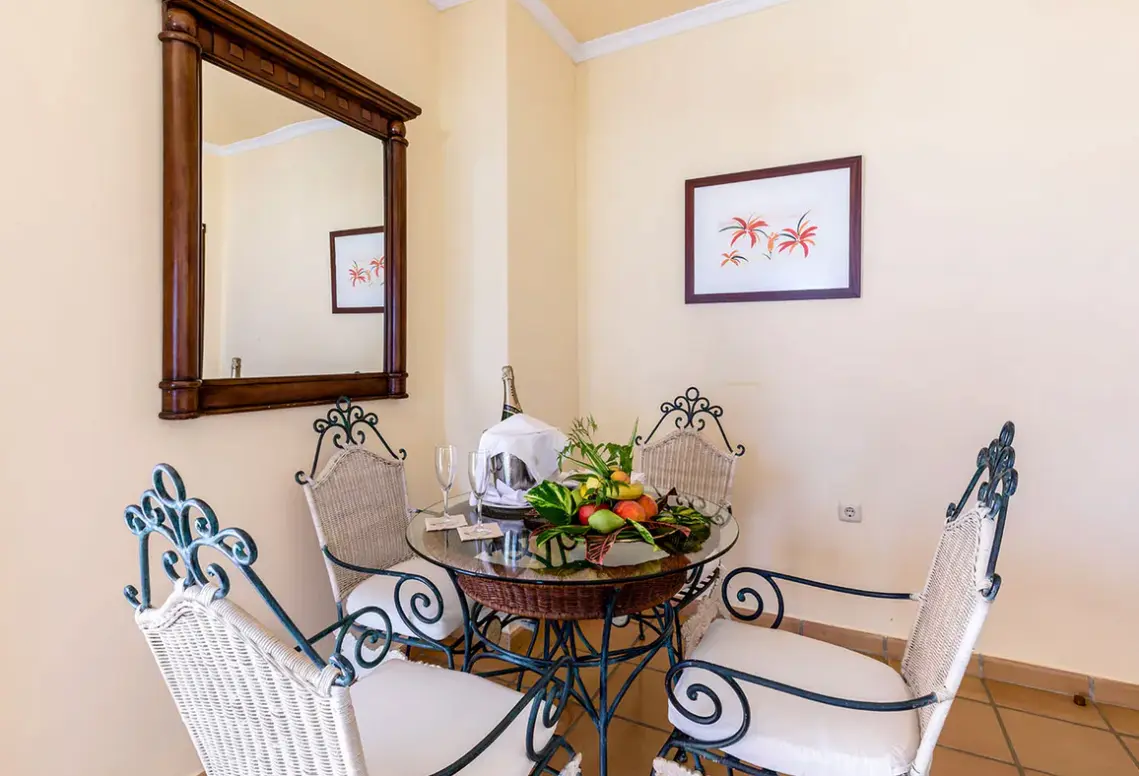 Pokój w hotelu Almunecar Playa & Spa