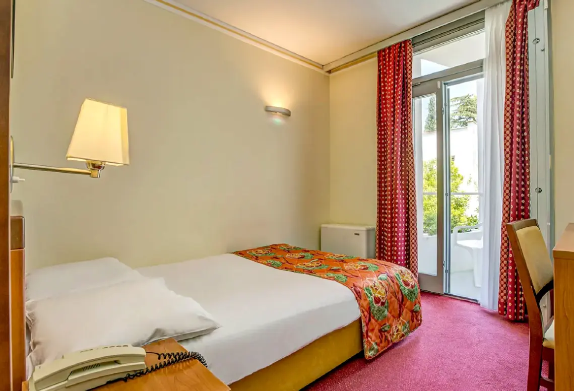 Pokój w hotelu Amadria Park Niko (ex Solaris Beach Niko)