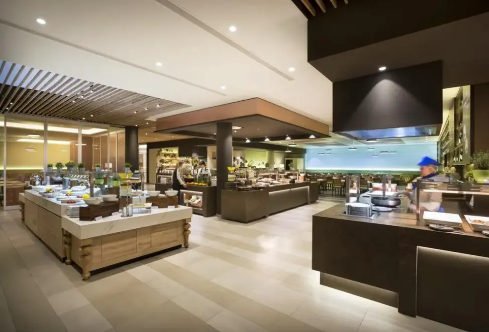 Restauracja i jedzenie w hotelu Aminess Vival Maestral (Istria)