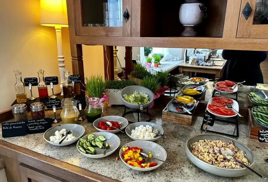 Restauracja i jedzenie w hotelu Art (Wrocław)