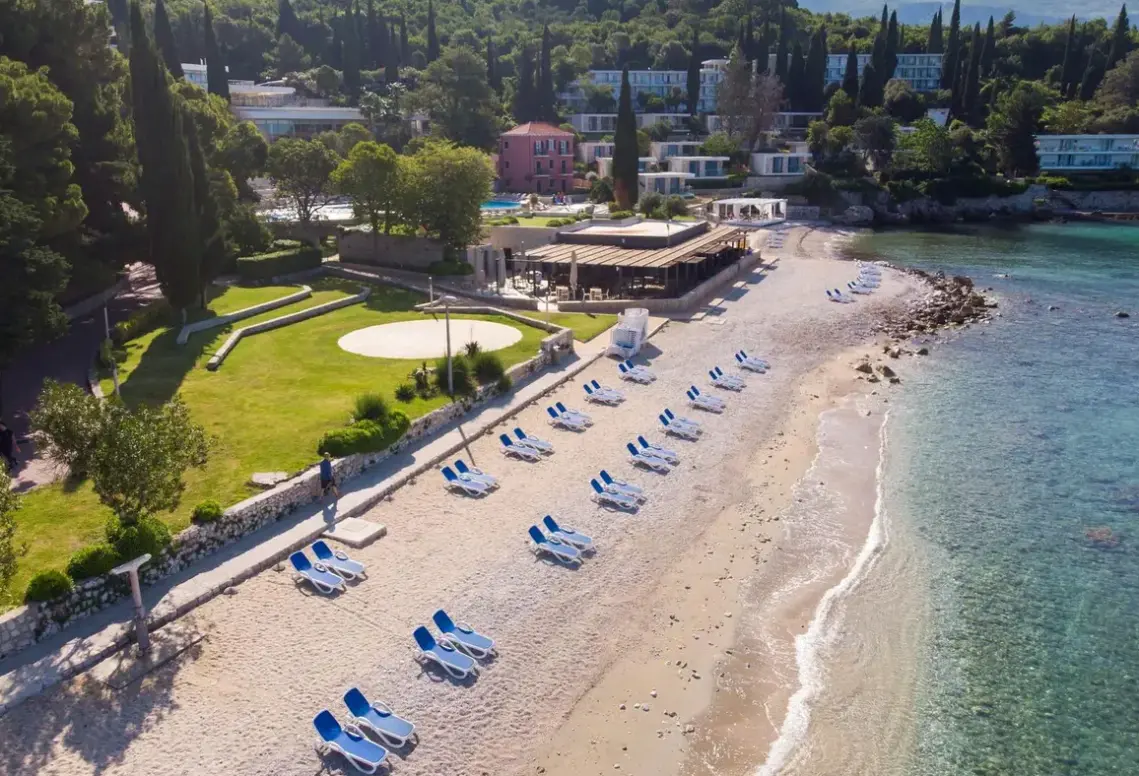 Plaża przy hotelu Astarea 2