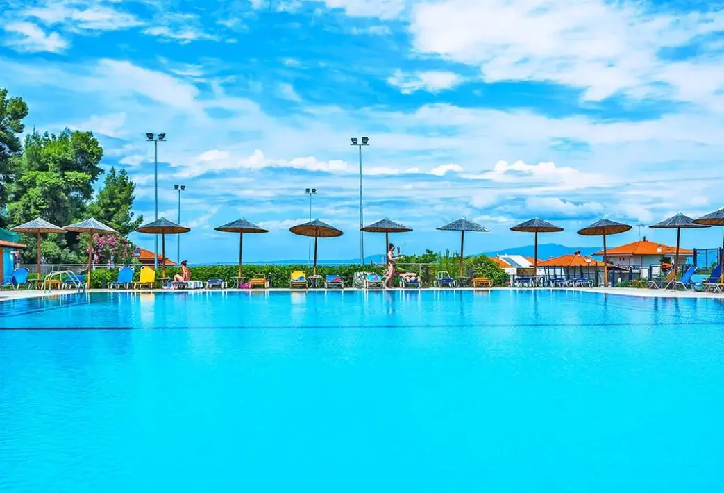 Basen w hotelu Atrium (Pefkohori)