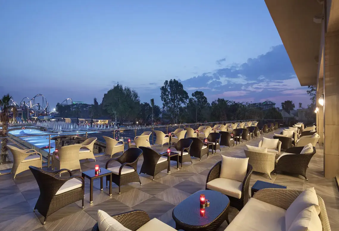 Restauracja i jedzenie w hotelu Aydinbey Queens Palace & Spa