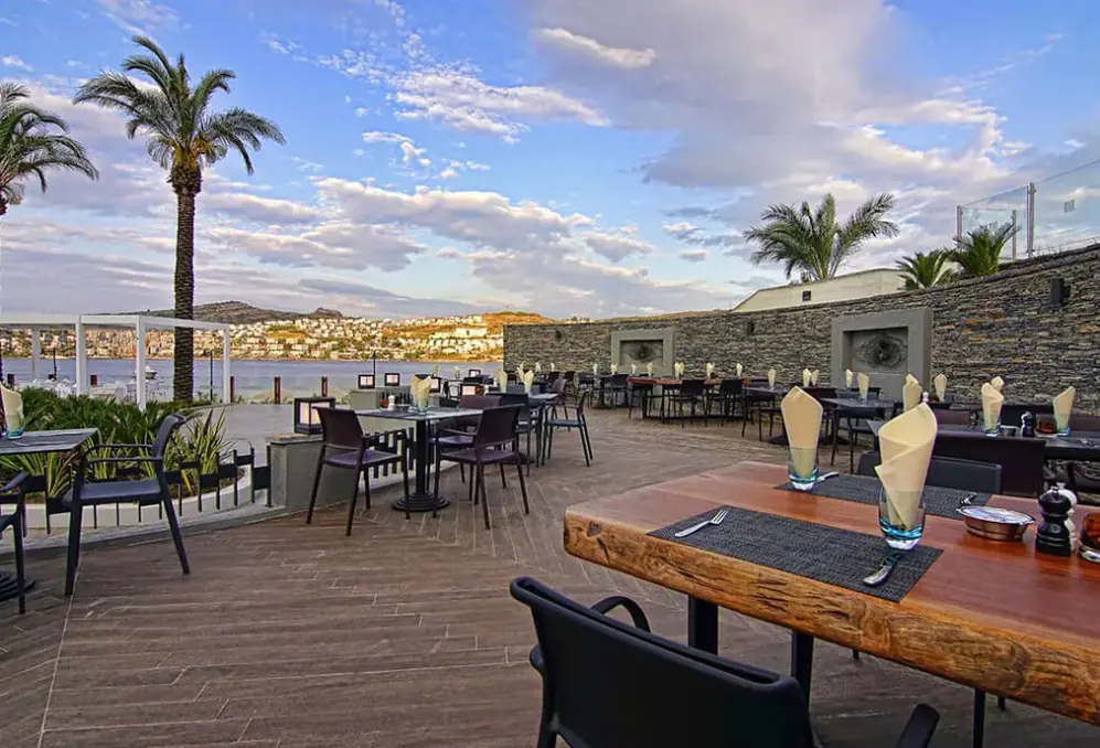 Restauracja i jedzenie w hotelu Baia Bodrum