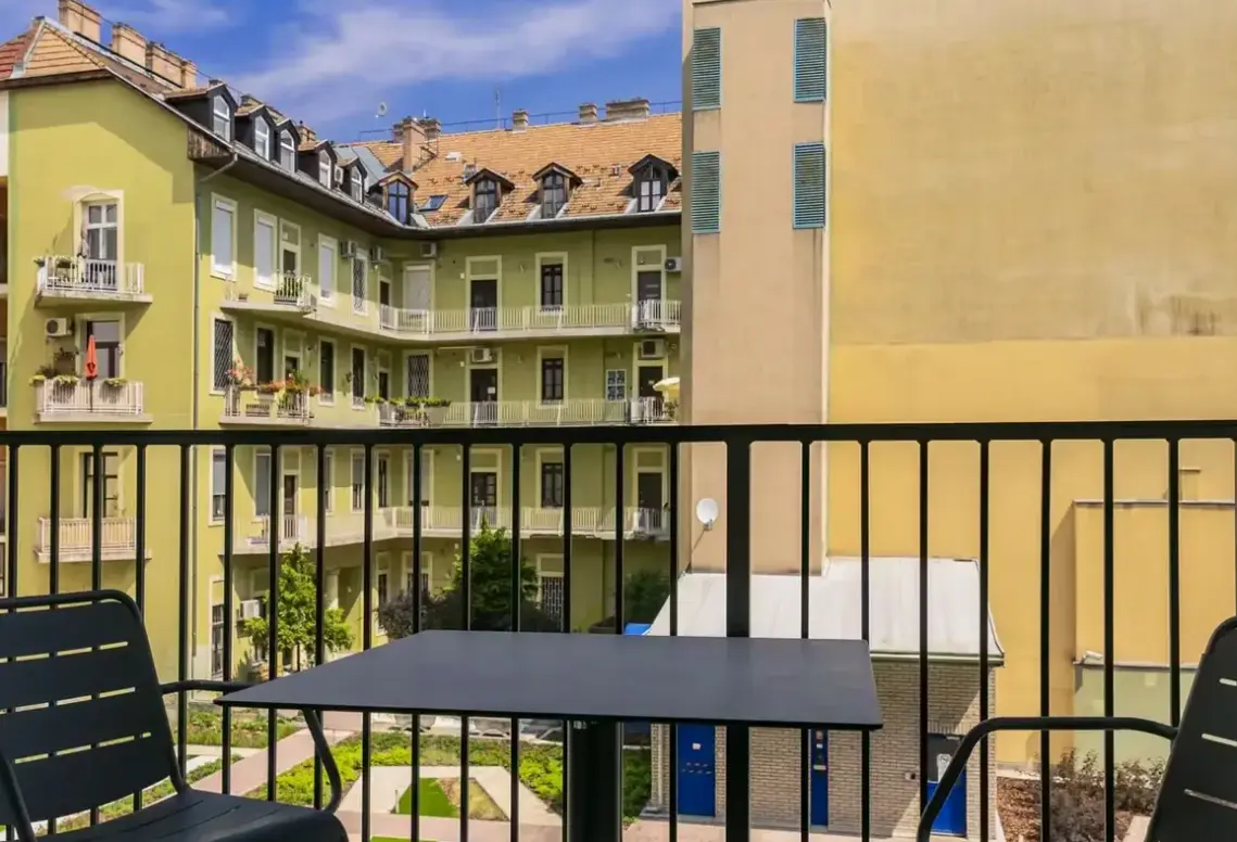Widok z hotelu Barcelo Budapest