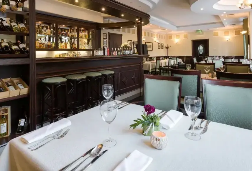 Restauracja i jedzenie w hotelu Bukowy Park Medical SPA