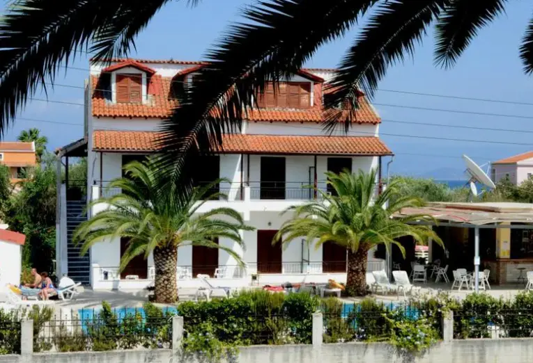 Obiekt hotelu Captains (Kavos)