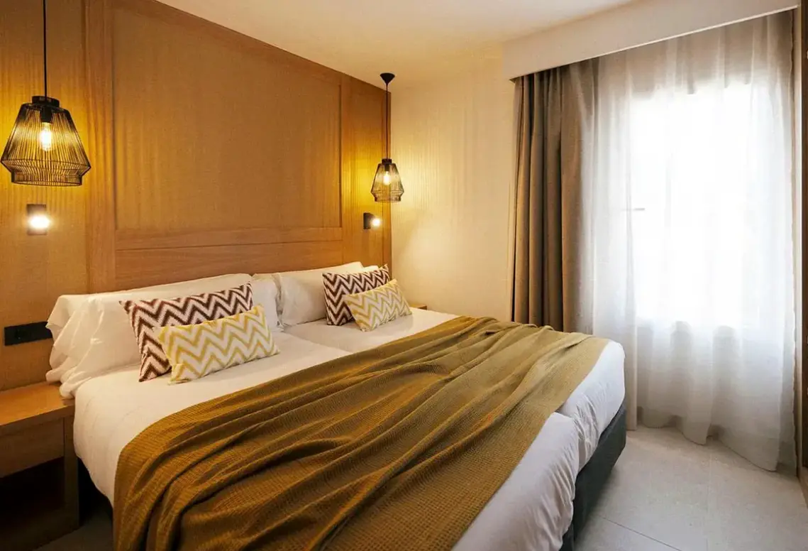 Pokój w hotelu Caramelo Marina Cala'n Bosch