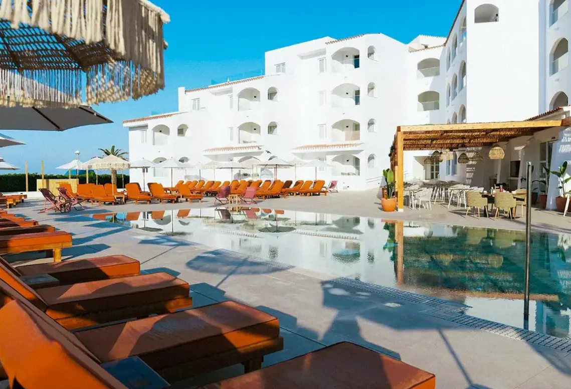 Hotel Caramelo Marina Cala'n Bosch (Adults Only) w Hiszpania (Minorka) - oferta last minute