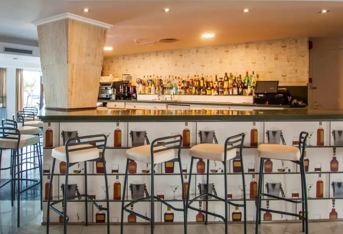 Restauracja i jedzenie w hotelu Catalonia del Mar  (Cala Millor)