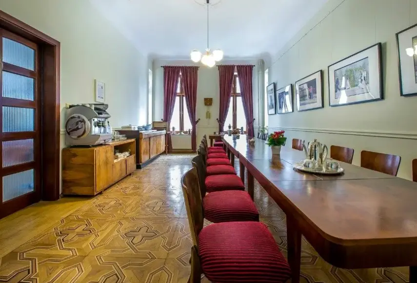 Restauracja i jedzenie w hotelu Chopin Boutique B&B