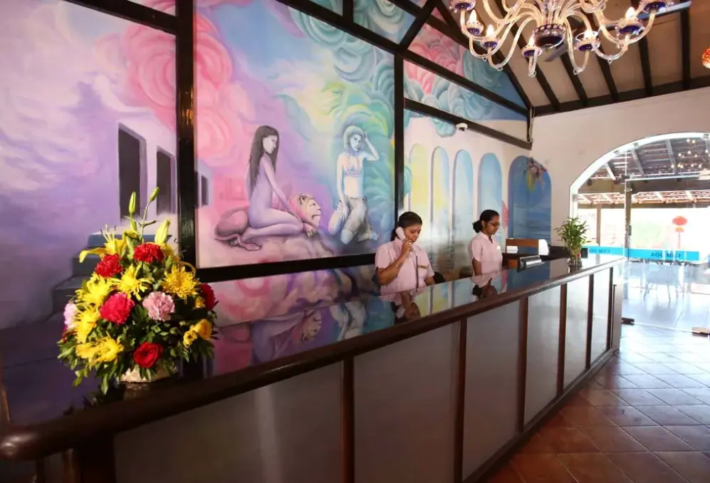 Lobby hotelu Colonia Santa Maria